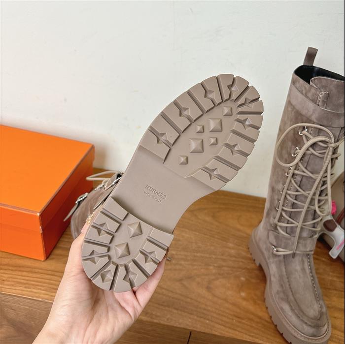 2025112817327703 550